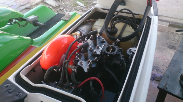 ขายเรือยืน คาวา 550cc.  24,000 บาท สตาร์ทติดง่าย เล่นได้เลย..เก่าญี่ปุ่น