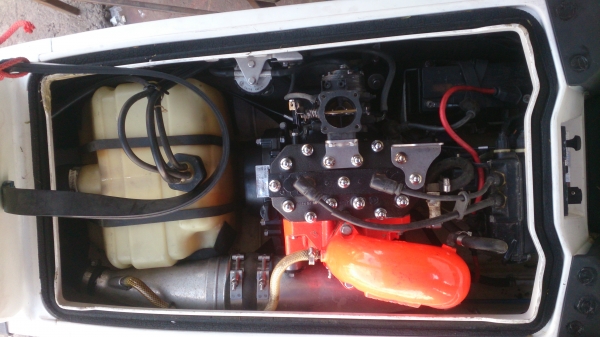 ขายเรือยืน คาวา 550cc.  24,000 บาท สตาร์ทติดง่าย เล่นได้เลย..เก่าญี่ปุ่น