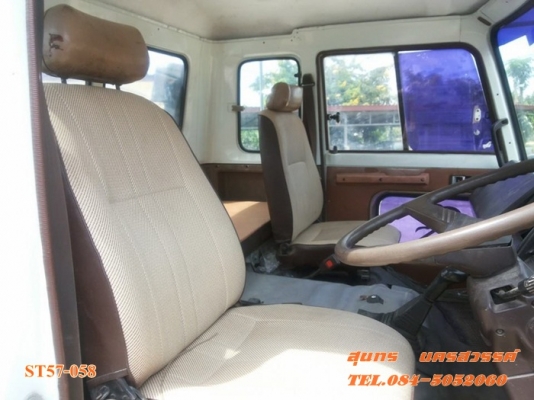 ขายด่วน รถบรรทุก 10 ล้อ HINO 195 แรง / 2 เพลา พื้นเรียบ สภาพสวยพร้อมใช่งาน ราคาสุดคุ้ม