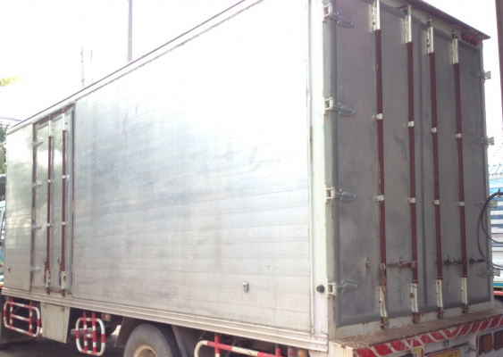 ขายตู้แห้ง 6.50 เมตร สภาพสวย ราคาไม่แพง