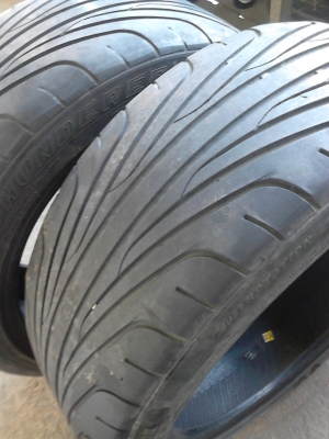 215/45R17 THUNDERER ปี2011 มี 2 เส้น TEL.081-427-3941 215/45R17 THUNDERER ปี2011 มี 2 เส้น TEL.081-427-3941