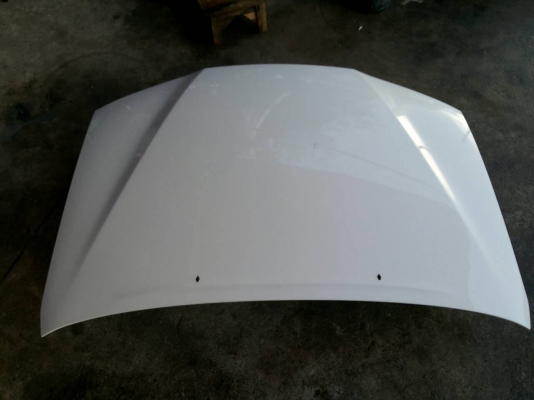 ฝากระโปรงหน้าวีโก้แช้มป์ รุ่นไม่มีจมูก ของแท้ถอดสีขาวเดิมโรงงานพร้อมใช้