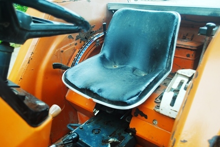 ขายรถไถ Kubota L3202DT พร้อมผานพรวน รถ2เพลา พร้อมใช้งานครับ ขายรถไถ Kubota L3202DT พร้อมผานพรวน รถ2เพลา พร้อมใช้งานครับ