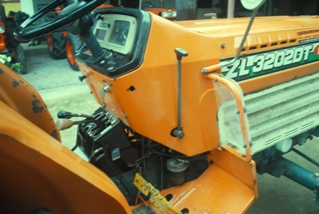 ขายรถไถ Kubota L3202DT พร้อมผานพรวน รถ2เพลา พร้อมใช้งานครับ