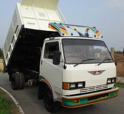 HINO KM777 (6ล้อดั๊ม ) แท้ รถสภาพสวยพร้อมใช้งาน ขาย 450,000 บาท(ติดต่อ ศุภากร 081-4252943