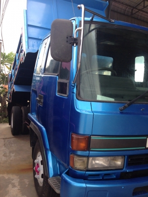 ขายรถหกล้อนำเข้า มีทะเบียน พร้อมใช้งาน สภาพดี ราคาถูก