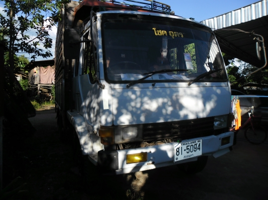 ขายดาวน์รถ HINO KT 925 เพลาเดียว