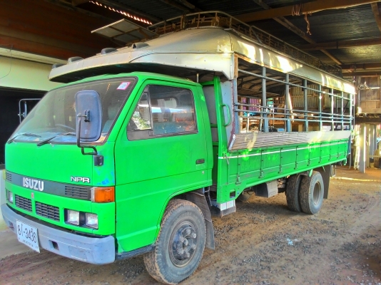 ขายรถ 6 ล้อ Isuzu 115 แรงม้า ปี 2538
