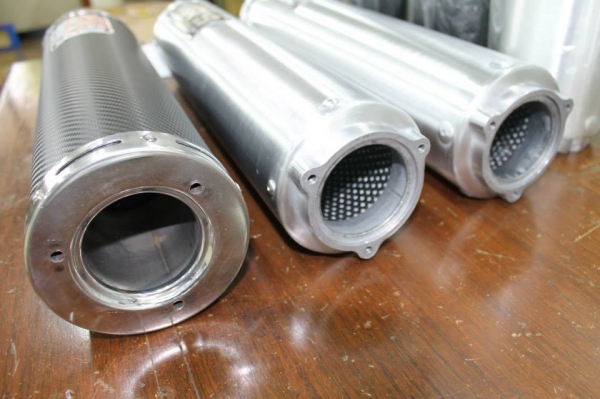 ขายท่อ Bigbike Yoshimura WRS ของใหม่ พร้อมอุปกรณ์ครบชุด ลำปาง -เชียงใหม่