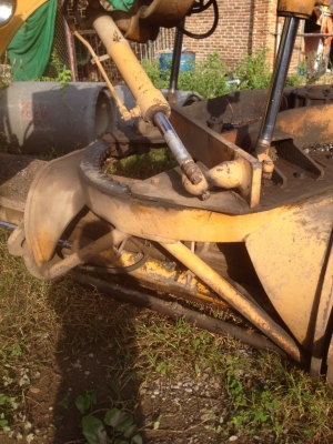 รถเกรด KOMATSU GD600 R - รถเกรด KOMATSU GD600 R -