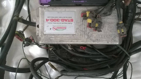 ชุดแก๊สหัวฉีด 4สูบ.ACรุ่น STAG300-4.ขาดแต่ถัง