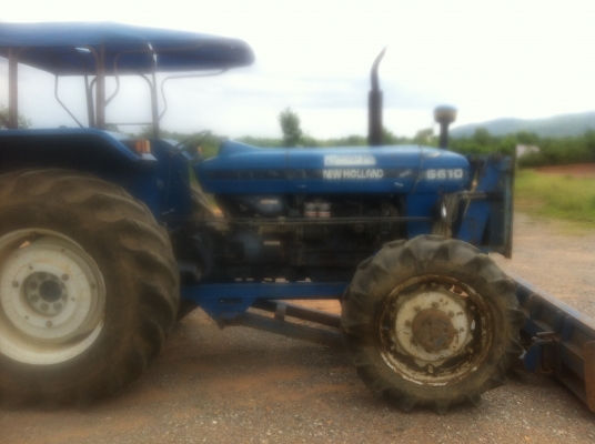 ขายรถไถ ฟอร์ด 6610 สองเพลาเสื้อลาย ขายรถไถ ฟอร์ด 6610 สองเพลาเสื้อลาย