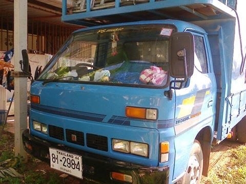 ISUZU  ซีต้า  6ล้อ   ทะเบียนพร้อม