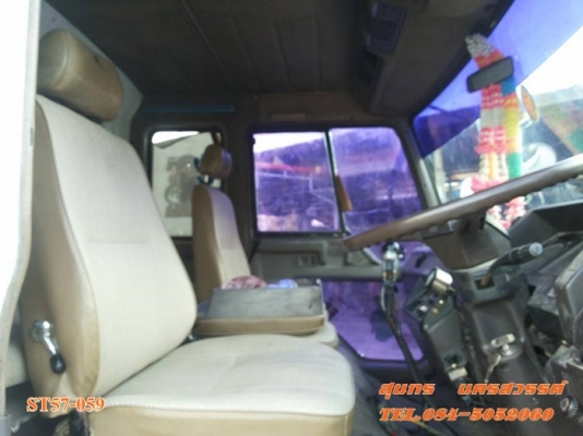 ขายด่วน รถบรรทุก 10 ล้อ MITSUBISHI FUSO 527 / 190 แรง 2 เพลา พื้นเรียบสภาพสวย พร้อมใช้งาน ราคาสุดคุ้ม