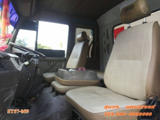 ขายด่วน รถบรรทุก 10 ล้อ MITSUBISHI FUSO 527 / 190 แรง 2 เพลา พื้นเรียบสภาพสวย พร้อมใช้งาน ราคาสุดคุ้ม