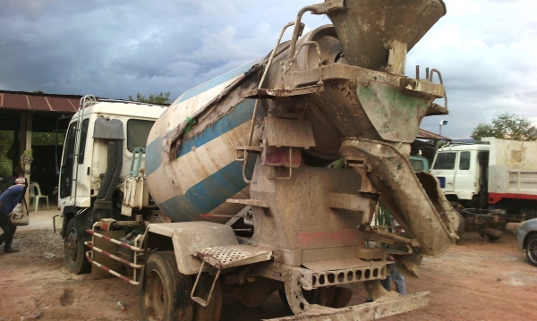 ขายด่วนรถ6ล้อโม้ปูน3.คิวเครือง210แรงม้ามีทะเบืยนเป็นเล่ม ขายด่วนรถ6ล้อโม้ปูน3.คิวเครือง210แรงม้ามีทะเบืยนเป็นเล่ม