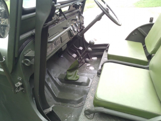 ขาย รถจิ๊ปทหาร รุ่น cj3b