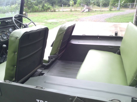 ขาย รถจิ๊ปทหาร รุ่น cj3b