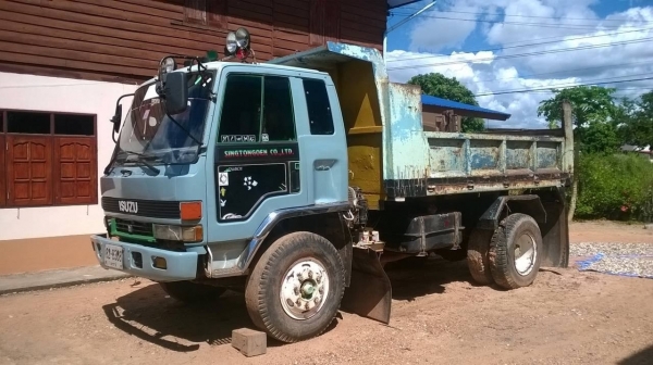 ขาย 6 ล้อดั้ม เครื่อง 6BG1 175 แรงม้าปั้มลม เกียร์ร็อค เฟืองท้าย 210 เบรคทิฟฟี่ พาวเวอร์ แอร์เย็น ทะเบียนพร้อมโอนครับ ขาย 6 ล้อดั้ม เครื่อง 6BG1 175 แรงม้าปั้มลม เกียร์ร็อค เฟืองท้าย 210 เบรคทิฟฟี่ พาวเวอร์ แอร์เย็น ทะเบียนพร้อมโอนครับ