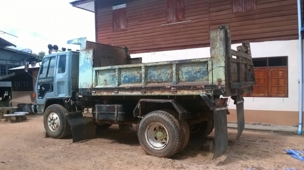 ขาย 6 ล้อดั้ม เครื่อง 6BG1 175 แรงม้าปั้มลม เกียร์ร็อค เฟืองท้าย 210 เบรคทิฟฟี่ พาวเวอร์ แอร์เย็น ทะเบียนพร้อมโอนครับ ขาย 6 ล้อดั้ม เครื่อง 6BG1 175 แรงม้าปั้มลม เกียร์ร็อค เฟืองท้าย 210 เบรคทิฟฟี่ พาวเวอร์ แอร์เย็น ทะเบียนพร้อมโอนครับ