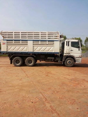 ขายดาว์นรถพ่วงดัมพ์แม่ลูก Mitsubishi shogun รถ 6 เดือน รถห้างออกป้ายแดงมา