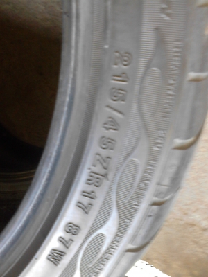 215/45R17 THUNDERER MACH II R701 มี 2 เส้น TEL.081-427-3941 215/45R17 THUNDERER MACH II R701 มี 2 เส้น TEL.081-427-3941