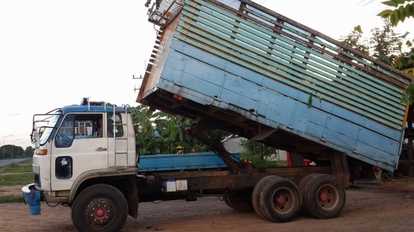 ขาย10ล้อดัมพ์เกษตร ISUZU JCM 185 ช่วงล่างใหญ่ ฟูโซ่ พ.เพาเวอร์ เบรคทิ๊ฟฟี่ เครื่องดี แชชซีสวย เอกสารพร้อมโอน จัดไฟแนนซ์ได้ คานหน้าใหญ่