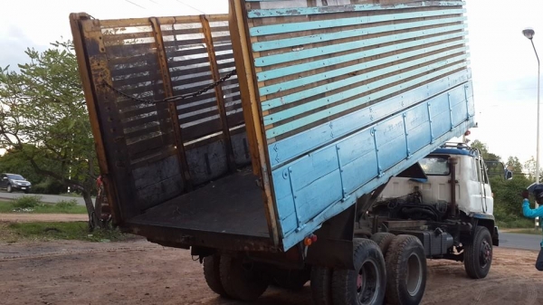 ขาย10ล้อดัมพ์เกษตร ISUZU JCM 185 ช่วงล่างใหญ่ ฟูโซ่ พ.เพาเวอร์ เบรคทิ๊ฟฟี่ เครื่องดี แชชซีสวย เอกสารพร้อมโอน จัดไฟแนนซ์ได้ คานหน้าใหญ่