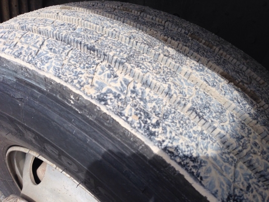 รถฮีโน่ 10 ล้อดั้ม 380 แรงม้า. ปี 53 ( ขายแม่ , ลูก )  สนใจติดต่อ  081 - 6079515