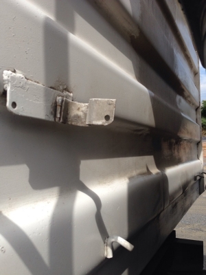 รถฮีโน่ 10 ล้อดั้ม 380 แรงม้า. ปี 53 ( ขายแม่ , ลูก )  สนใจติดต่อ  081 - 6079515