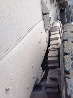 รถฮีโน่ 10 ล้อดั้ม 380 แรงม้า. ปี 53 ( ขายแม่ , ลูก )  สนใจติดต่อ  081 - 6079515