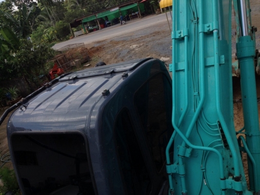 รถแบคโฮ  KOBELCO  200 YN - 8   ( ซุปเปอร์เอ็ก ) , ( รถใช้งาน  1,800  ชม. )   สนใจติดต่อ  081 - 6079515