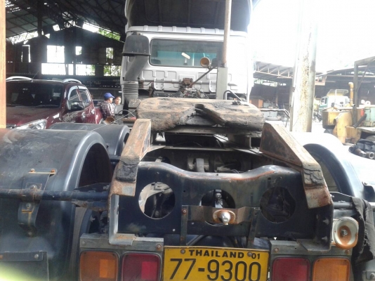 หัวลาก นิสสัน 350แรง มี5หัว สภาพสวย ใช้น้อย