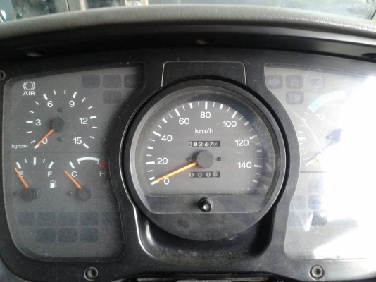 หัวลาก นิสสัน 350แรง มี5หัว สภาพสวย ใช้น้อย