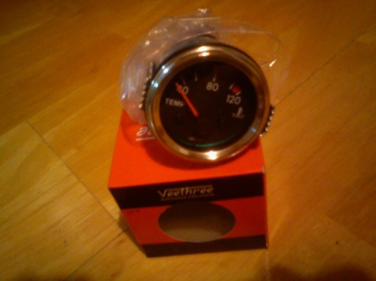 ขายเกจย์วัดไฟฟ้า classic ใส่รถ โบราณ