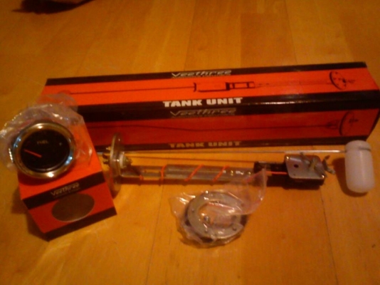 ขายเกจย์วัดไฟฟ้า classic ใส่รถ โบราณ