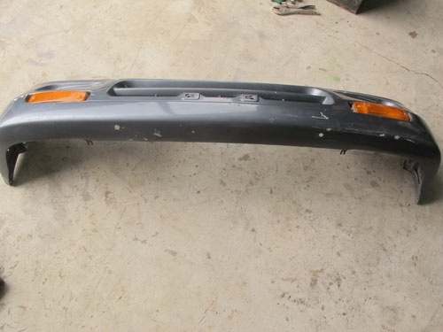 ขายกันชนเซิร์ฟสวยๆไม่มีรอยบุบพร้อมไฟเลี้ยว