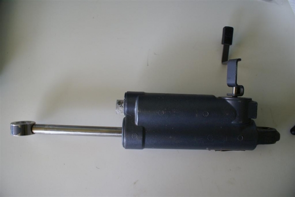 โช๊ค Yamaha 25/30/40 แรงม้า 4 จังหวะ