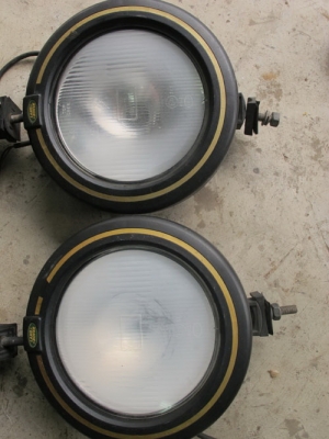 ขายspotlight land rover ของแท้มี2คู่หายาก