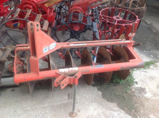 ขายผาน 6 ใบ 22 นิ้ว ตราช้าง ขายผาน 6 ใบ 22 นิ้ว ตราช้าง