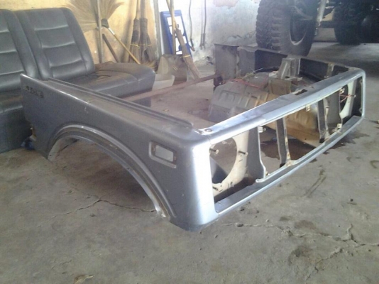 ต้องการขาย โครงหน้า suzuki พร้อมแก้มซ้าย-ขวา ต้องการขาย โครงหน้า suzuki พร้อมแก้มซ้าย-ขวา