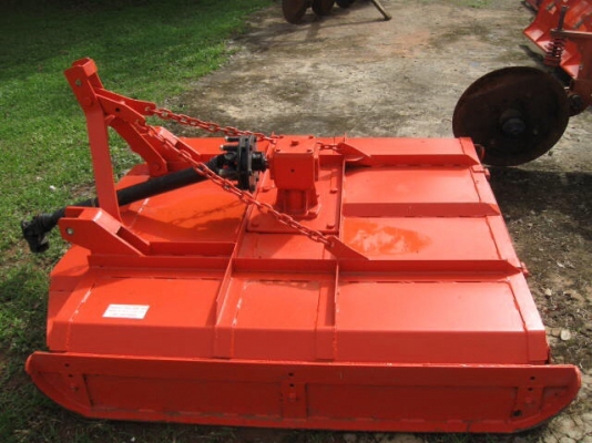 เครื่องตัดหญ้า  ขนาด 1.4 เมตร พร้อมยอย สอบถามรายละเอียดได้. 50-60 HP. มอเตอร์