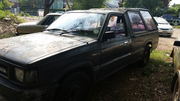 มาด้ากระบะ ทำเป็นแวน ทะเบียนขาด ก.ค.57 ไม่มีบัตรเจ้าของรถ ขาย 24,000