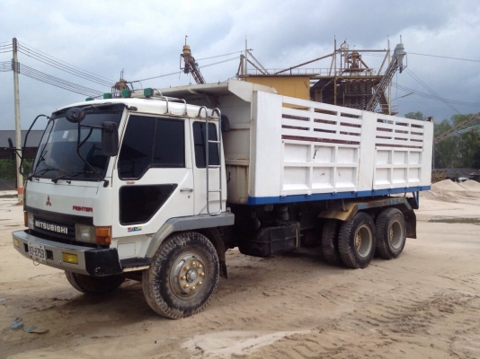 ขายรถสิบส้อ MUTSUBISHI รุ่น Fuso เครื่อง 6D17 220 แรงม้า 2 เพลา ดั๊ม สภาพพร้อมใช้งาน