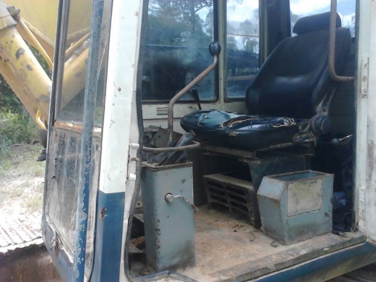 ขายแบคโคKOMATSU PC120-3 เครื่องเดิม ปั้มเดิม เอวแน่น ทำงานเร็ว สภาพพร้อมใช้งาน สนใจโทร 090-8588220คุณนะ ID:narong498 หรือ www.truck.in.th/498