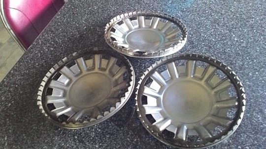 ขายฝาครอบล้อ toyota ke30 3 ฝา สภาพพร้อมใช้งาน 800.- บาท ขายฝาครอบล้อ toyota ke30 3 ฝา สภาพพร้อมใช้งาน 800.- บาท