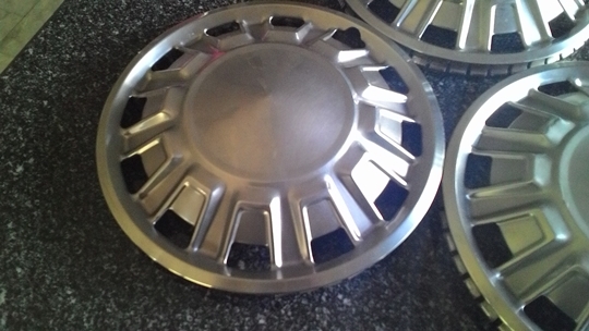 ขายฝาครอบล้อ toyota ke30 3 ฝา สภาพพร้อมใช้งาน 800.- บาท ขายฝาครอบล้อ toyota ke30 3 ฝา สภาพพร้อมใช้งาน 800.- บาท