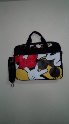 กระเป๋าโน้ตบุ๊คดีสนีย์มิคกี้เมาท์แท้ ราคาถูกๆ