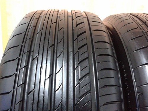 ยางยุ่น,215-55-17 TOYO C1S สภาพเต็มๆกลางปี13สี่เส้น 7,500