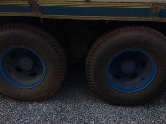 HINO F18แท้ เครื่อง 185 โบ เบรคจิ๊ฟฟี่ พวงมาลัยพาว์เวอร์ แอร์ ยางเพิ่งเปลี่ยนมาใหม่10เส้น รถเดิมๆ ขาย 670,000 บาท (ติดต่อ ศุภากร 081-4252943)